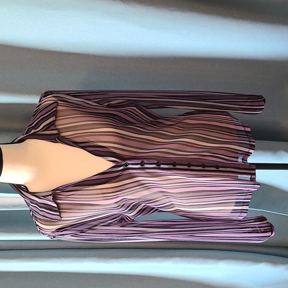 Button down blouse (bundle only) - Picture 1 of 2